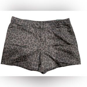 Wild Fable Leopard Print Cutoff Shorts Midrise NWT